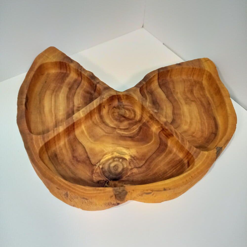 Менажница из спила дерева